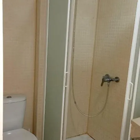 2 Bed 2 Bath Holiday With Pool *