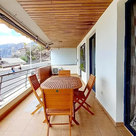 2 Bed 2 Bath Holiday With Pool *