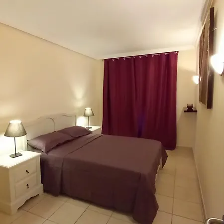 アパート 2 Bed 2 Bath Holiday With Pool *