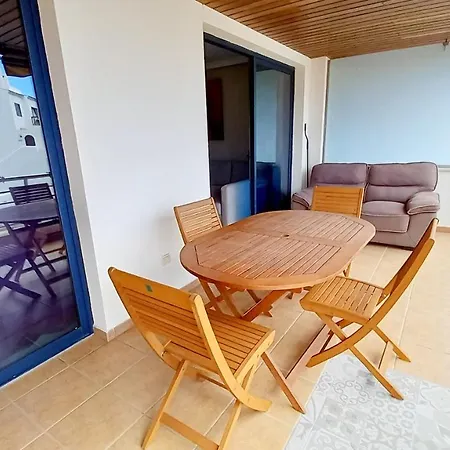 2 Bed 2 Bath Holiday With Pool * プエルト・デ・サンティアゴ